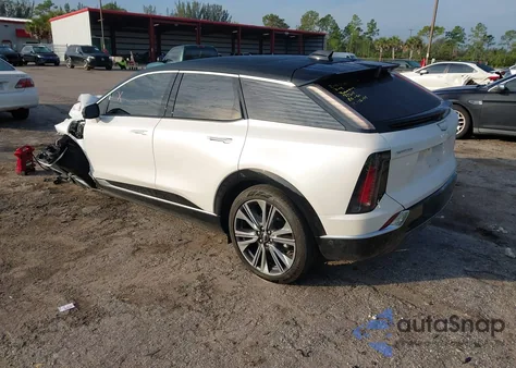 2025 Cadillac Optiq Luxury 2 Awd z USA, uszkodzony, nr VIN 3GYK3DMR5SS140745